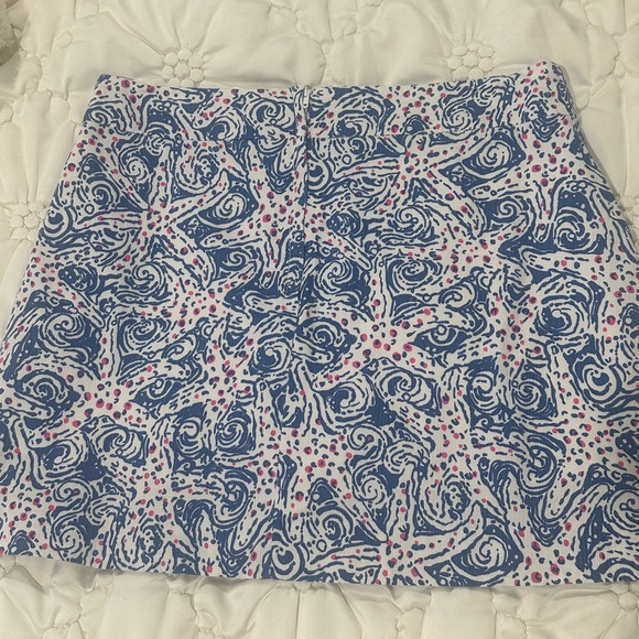 Lilly Pulitzer Skort - Picture 4 of 6
